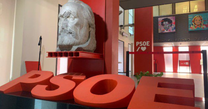 El PSOE afronta un ‘cónclave’ con la mochila de Lobato y Aldama