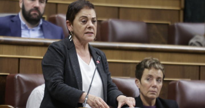 Sánchez traslada a Bildu que prorrogará las ayudas anticrisis