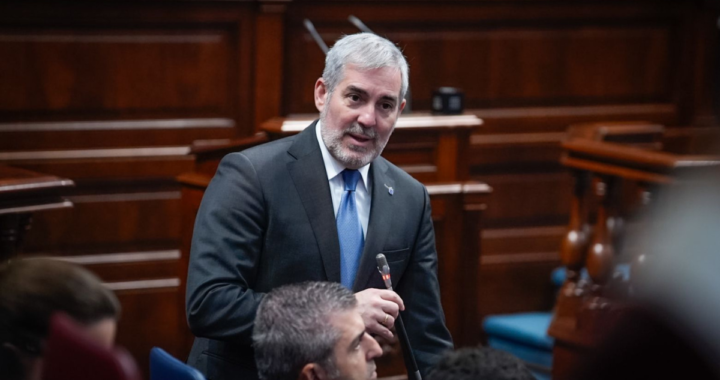 Clavijo critica que el resto de España «da la espalda» a Canarias ante la llegada de migrantes